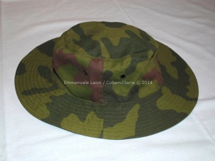 Tarnhut / camouflage hat / gorra de camuflaje